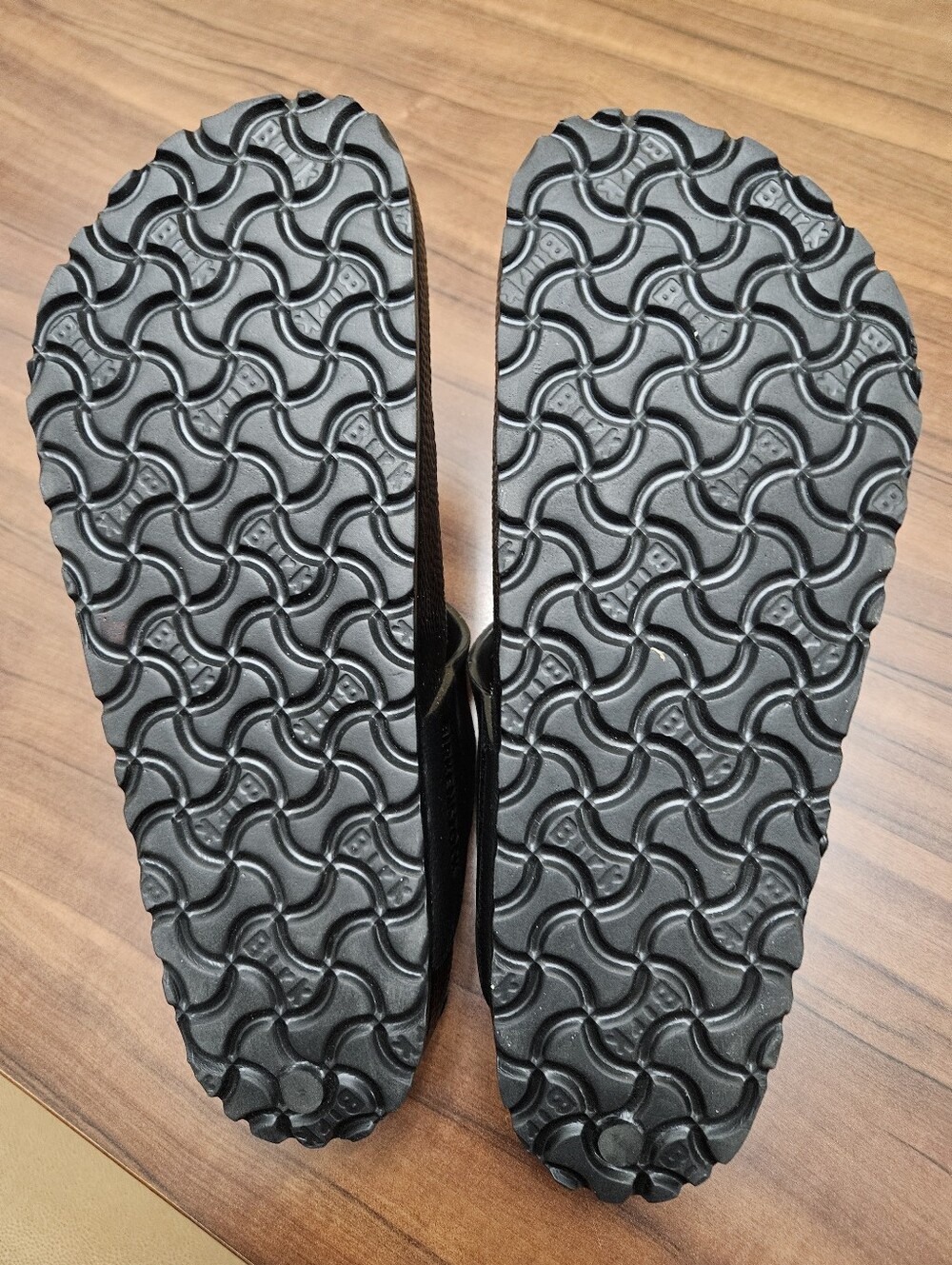 Birkenstock Black Gizeh Essential  Eva Sandal  Size 8 (39/ Men's 6) - Picture 6 of 6